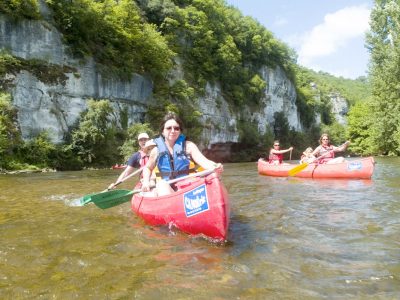 Canoeing Tursac - on the Vezere river